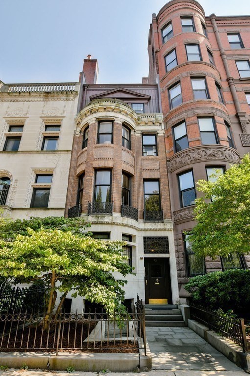 306 Commonwealth Ave # 5