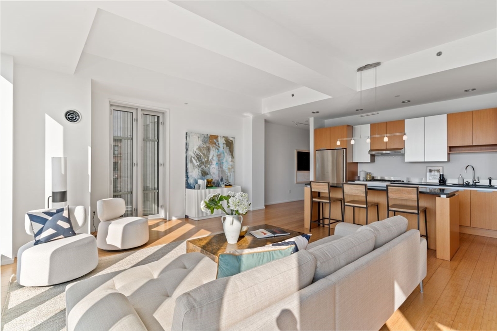 141 Dorchester Ave # 202