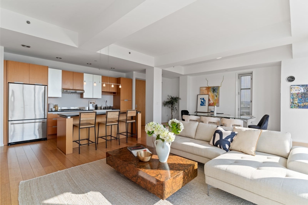 141 Dorchester Ave # 202