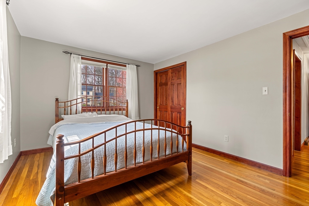 9 Prancing Road