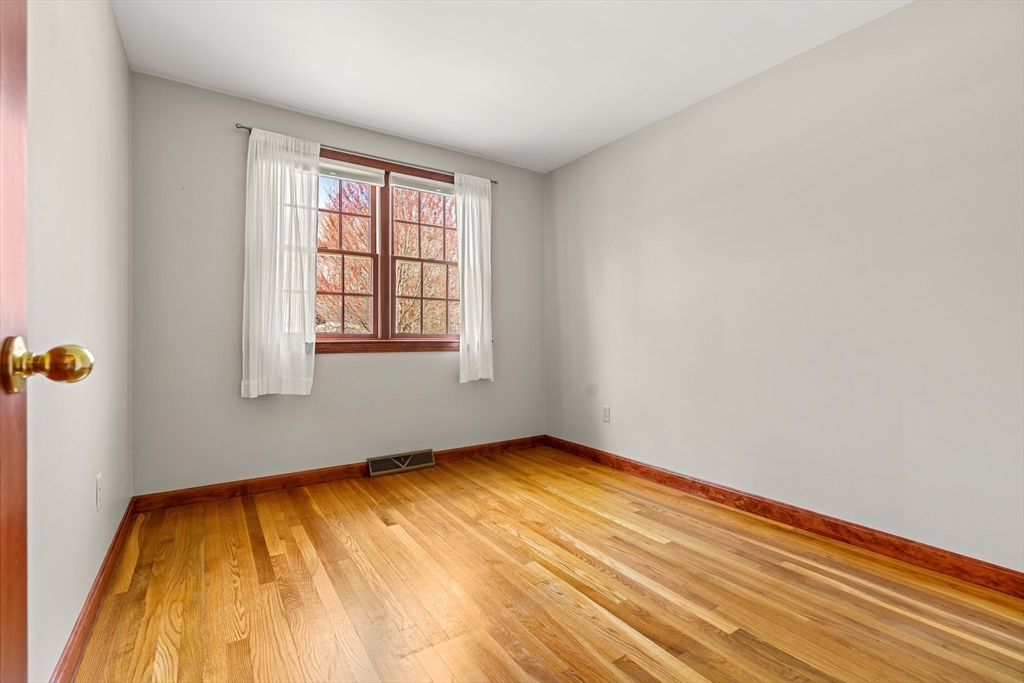 9 Prancing Road