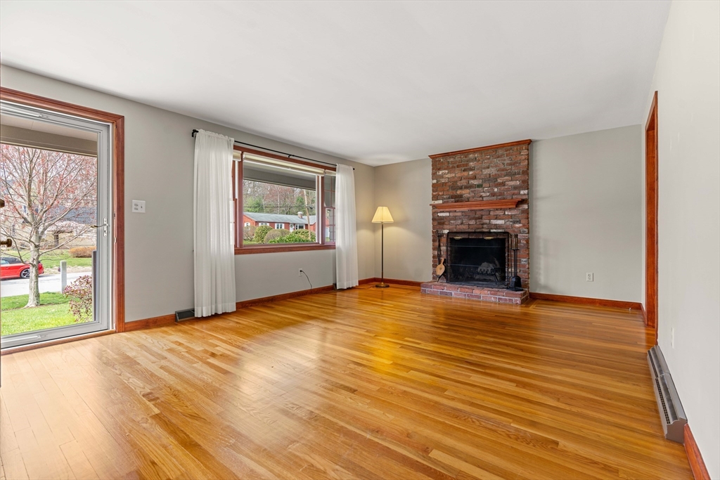 9 Prancing Road