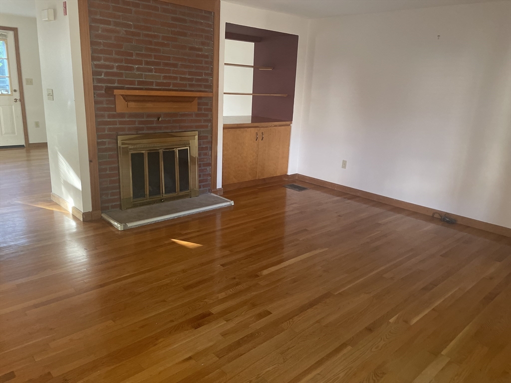10 Cozy St # 10