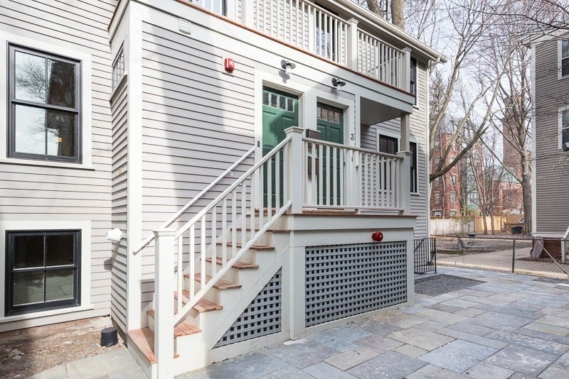 23 Grant St. # 1