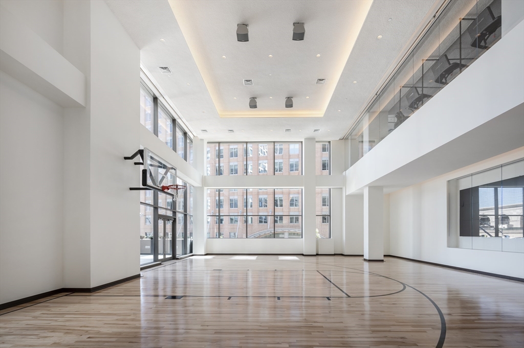 133 Seaport Blvd # 1701