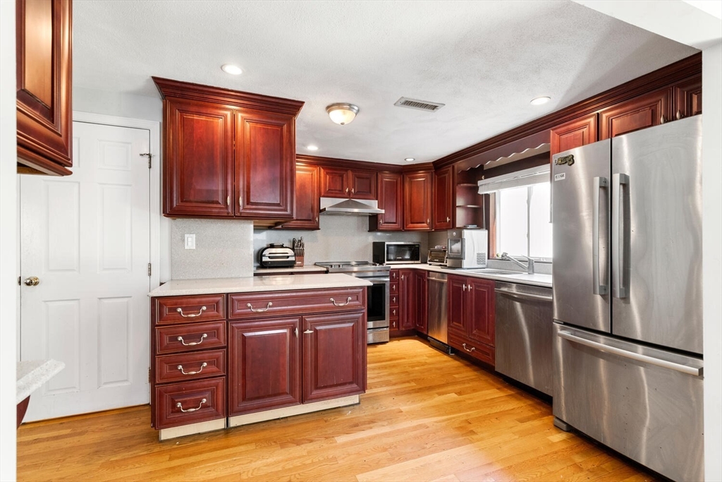 320 Athens St # 1