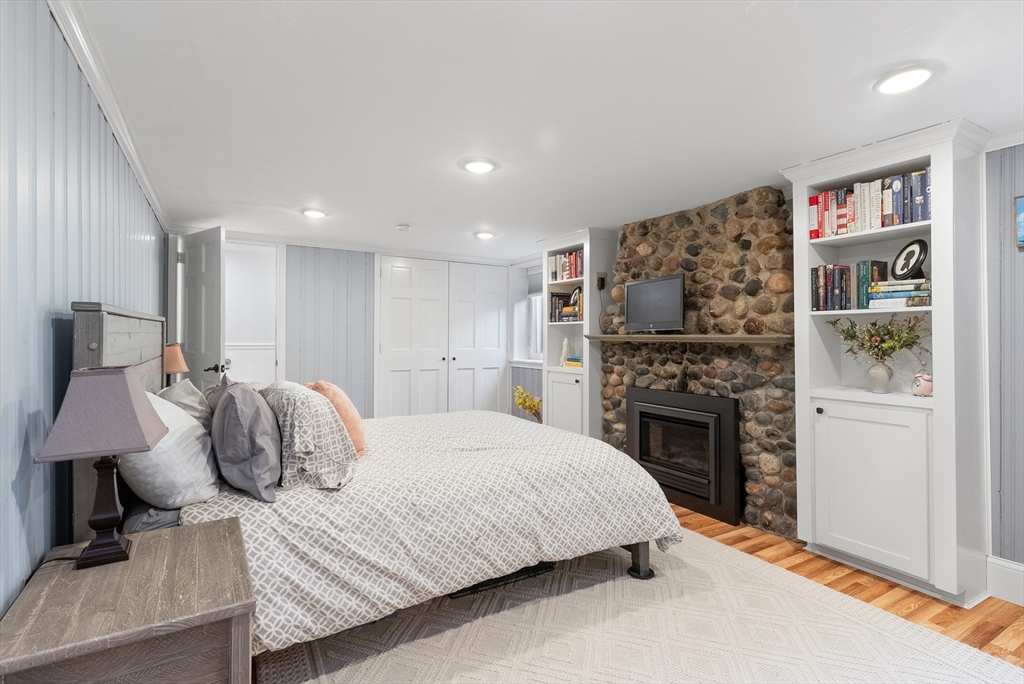 51 E Springfield # 2