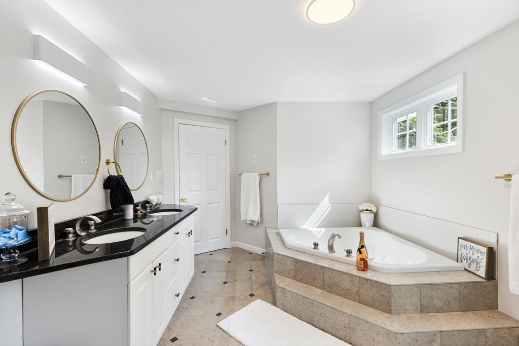 21 Savoy Rd # 21