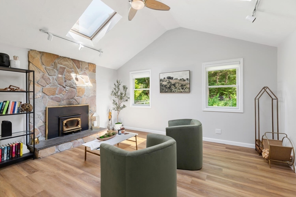 21 Savoy Rd # 21