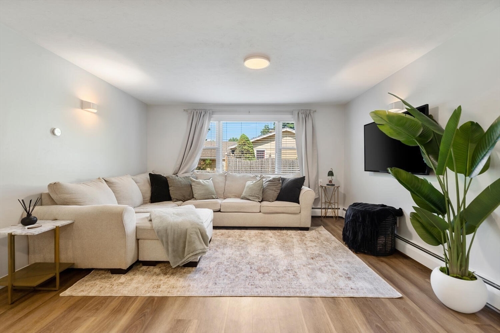 21 Savoy Rd # 21