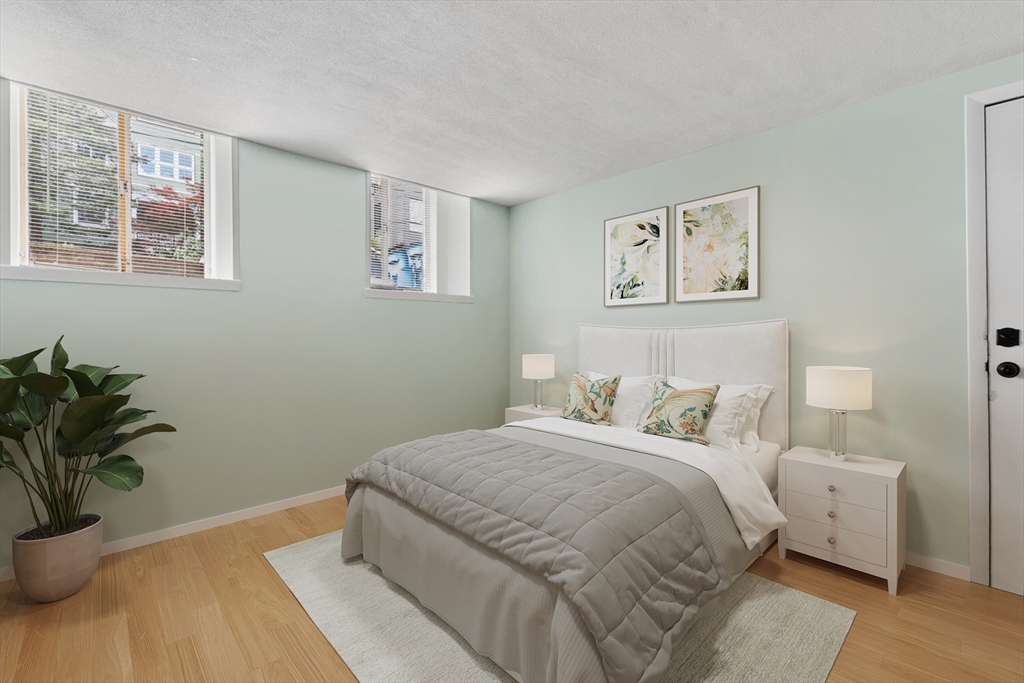 149 Winthrop Rd # 1