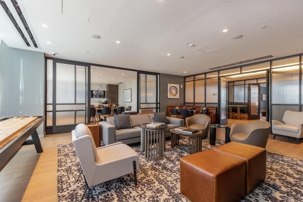 380 Harrison Ave # 1126