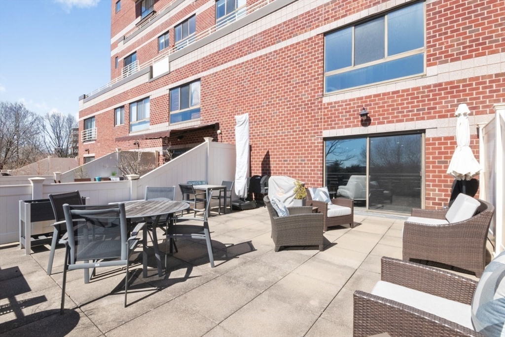 199 Coolidge Avenue # 105