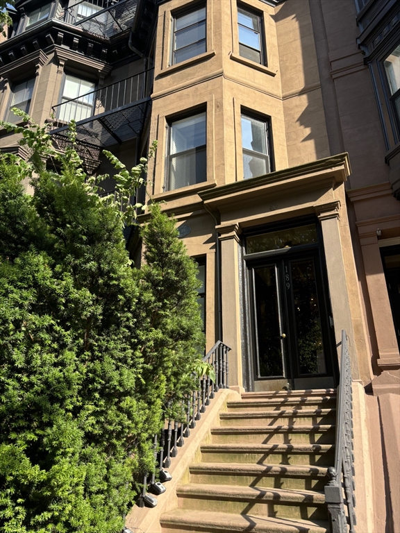 189 Beacon # 4