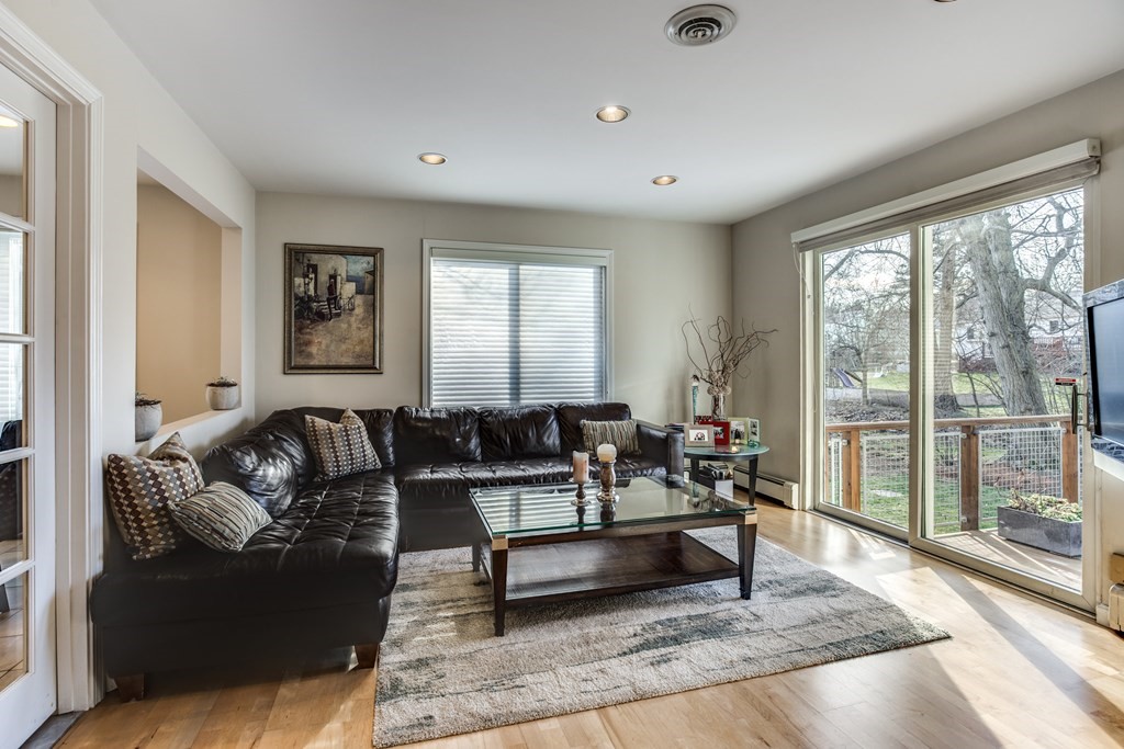 11 Beethoven Ave # 11