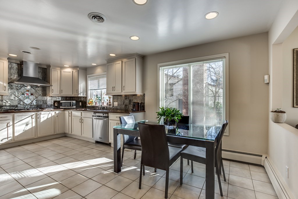 11 Beethoven Ave # 11