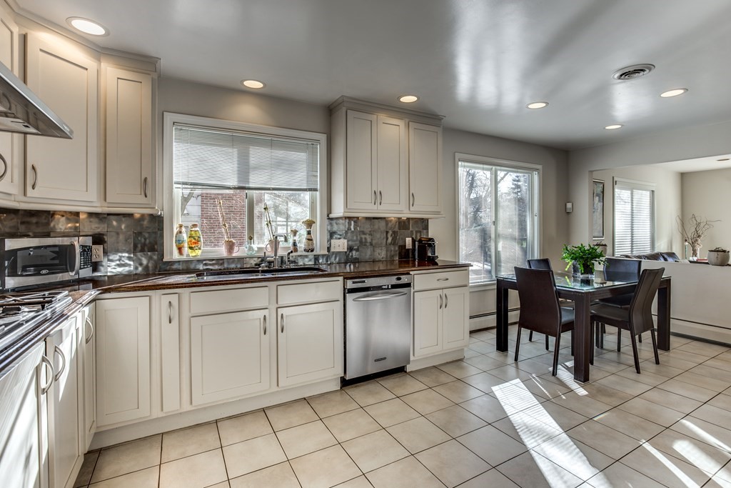 11 Beethoven Ave # 11