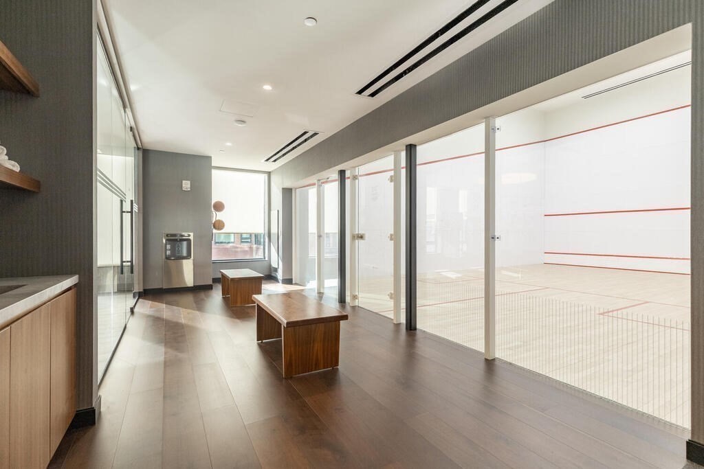 380 Harrison Ave Unit: PH1J