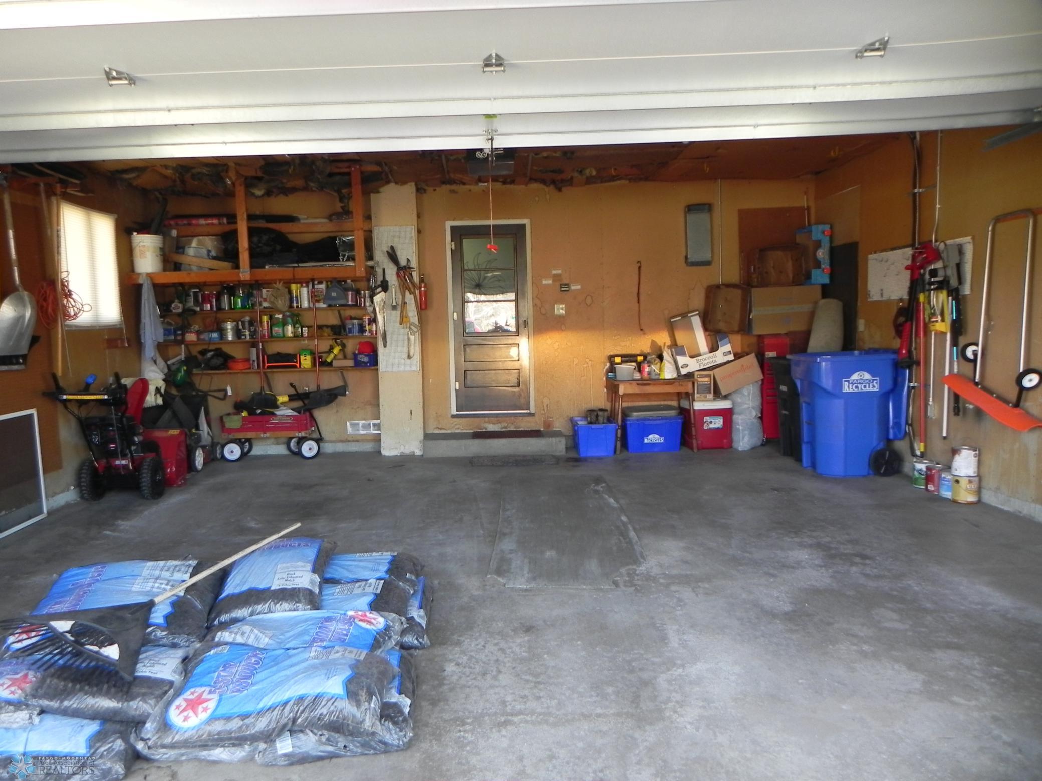 1 35th Avenue NE
