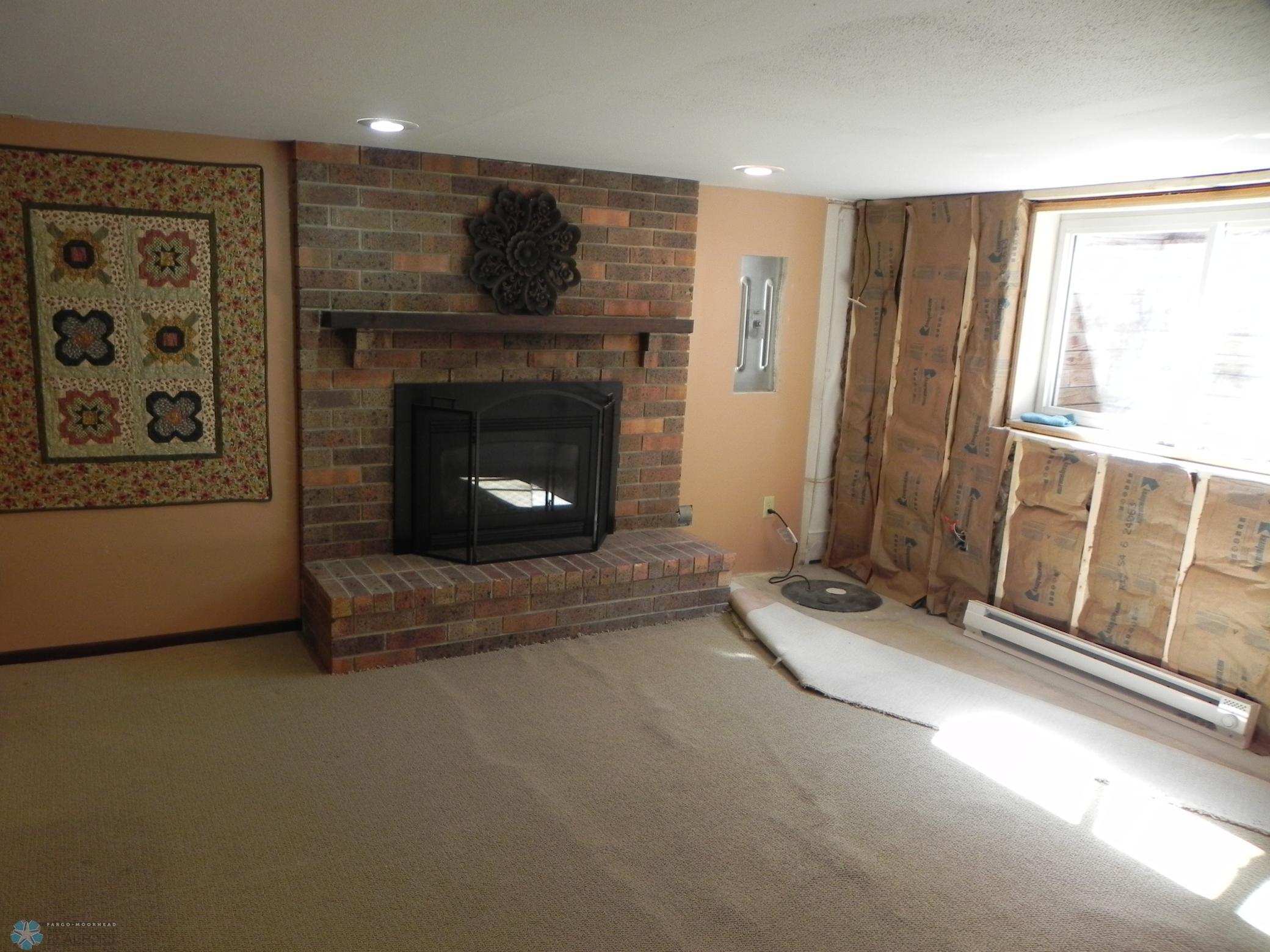 1 35th Avenue NE