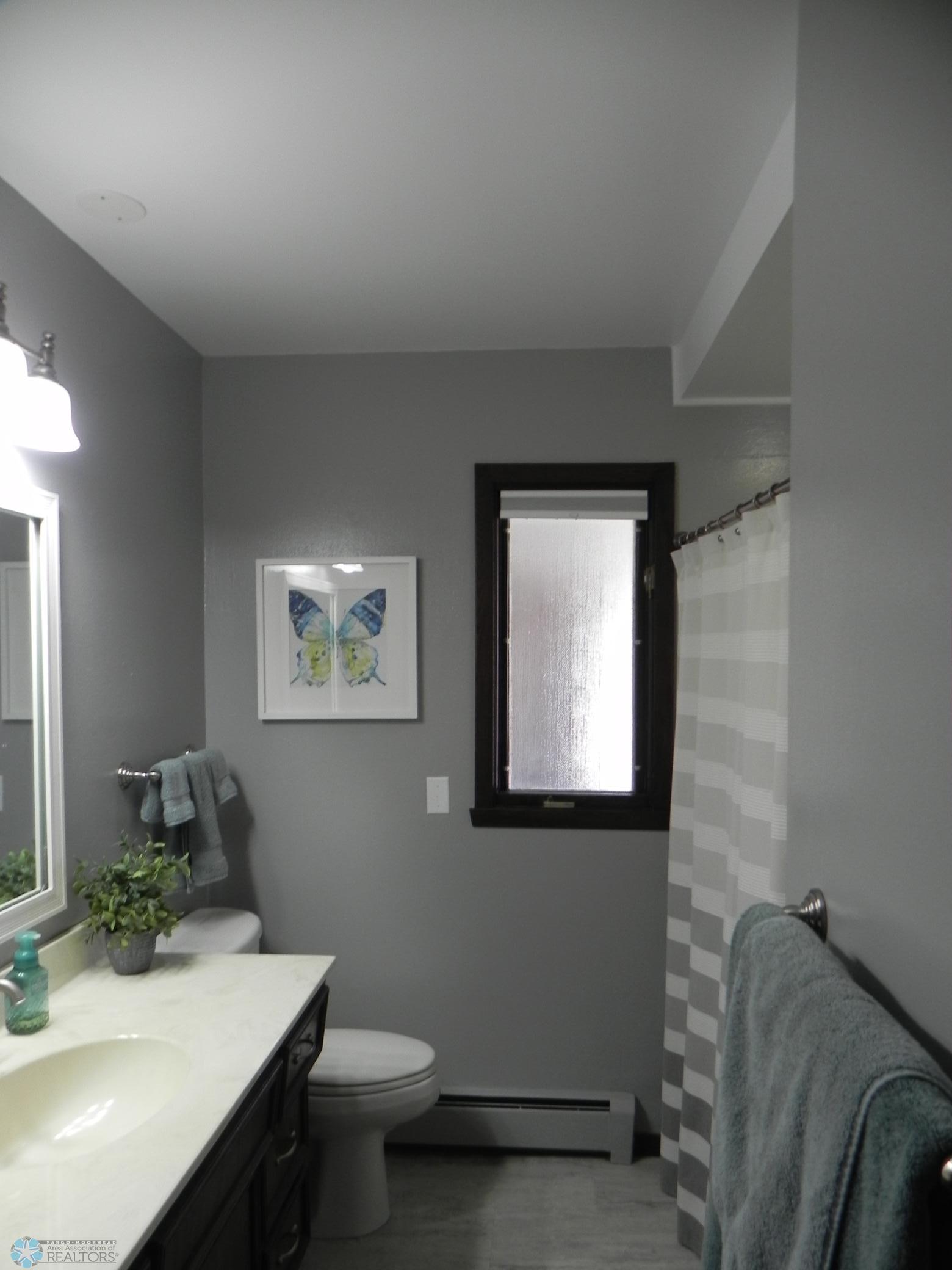 1 35th Avenue NE