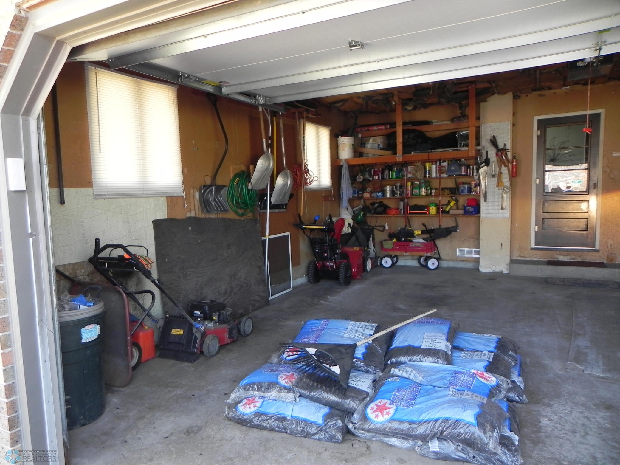 1 35th Avenue NE