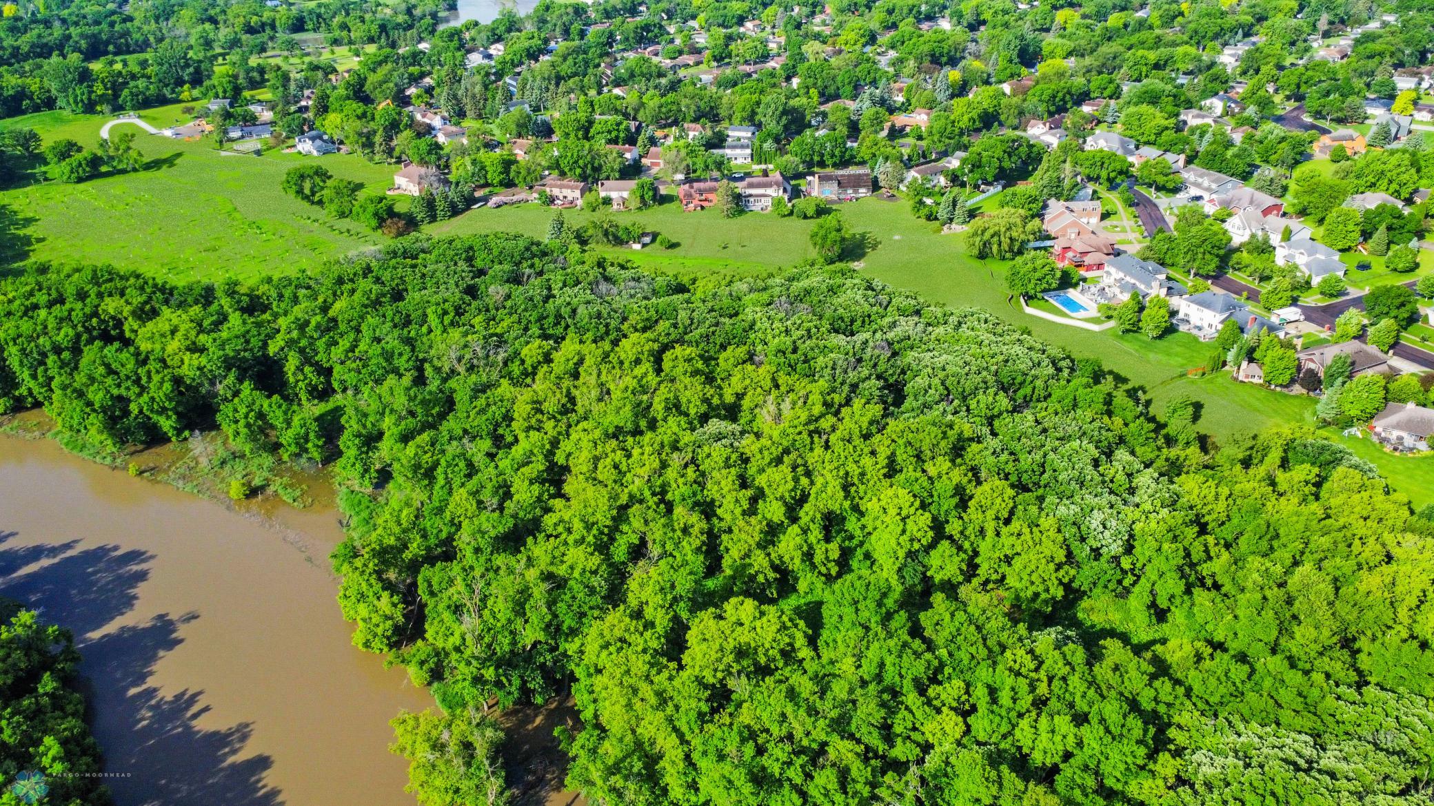 128 N Woodcrest Drive N