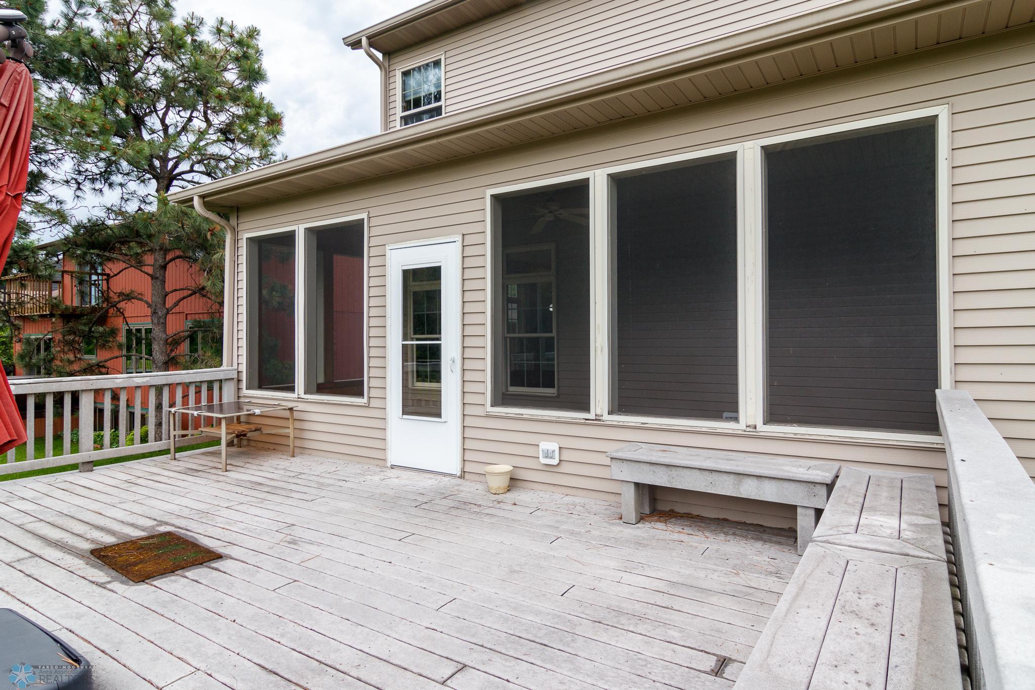 128 N Woodcrest Drive N