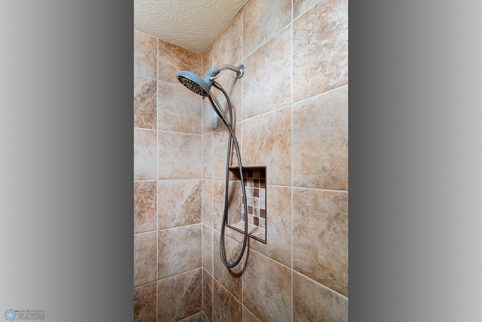 128 N Woodcrest Drive N