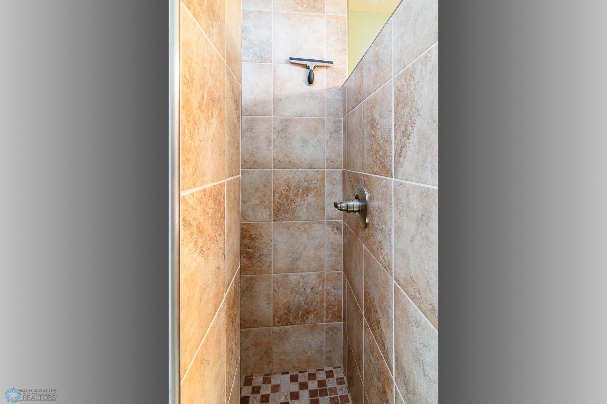 128 N Woodcrest Drive N