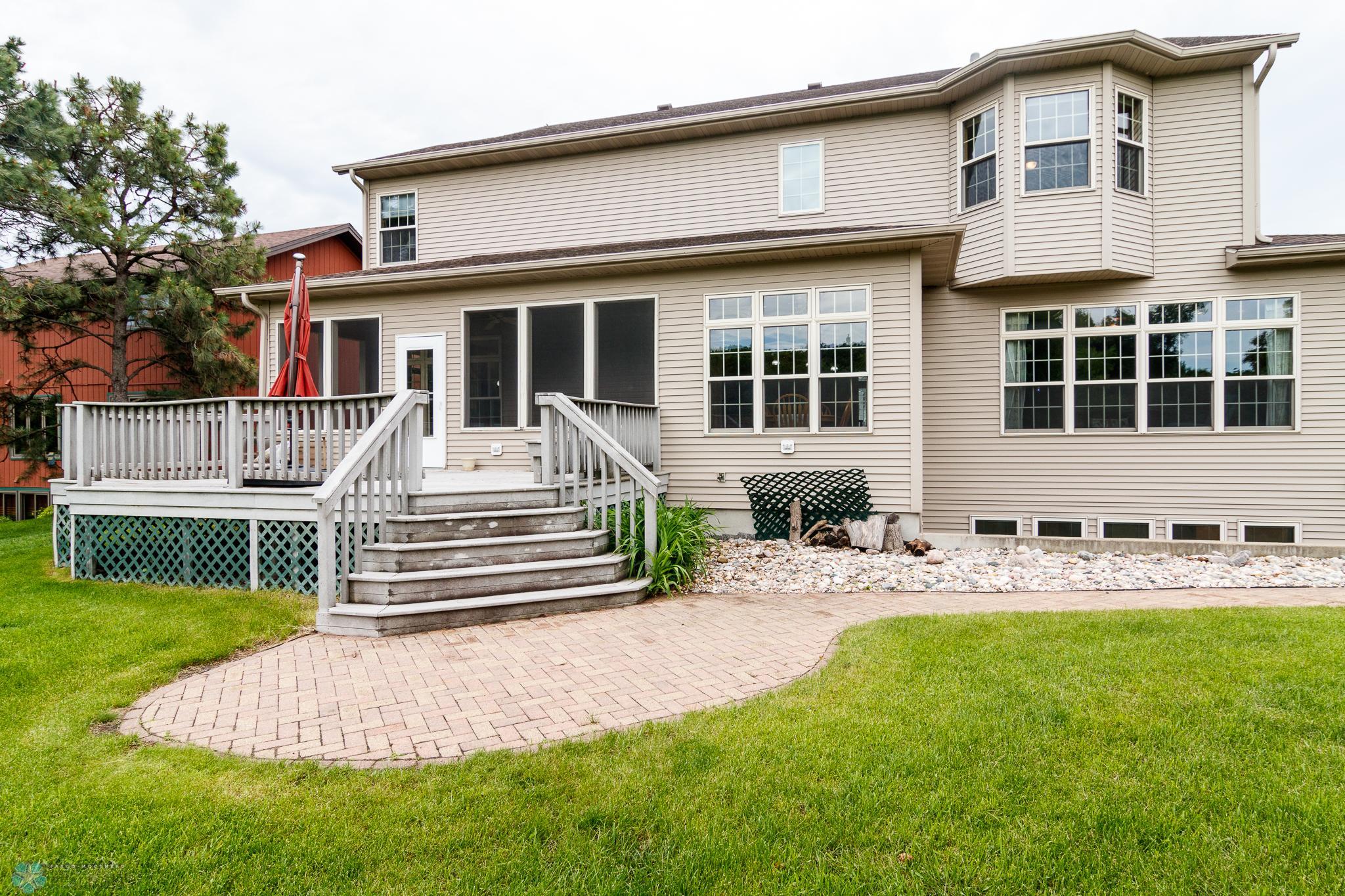 128 N Woodcrest Drive N