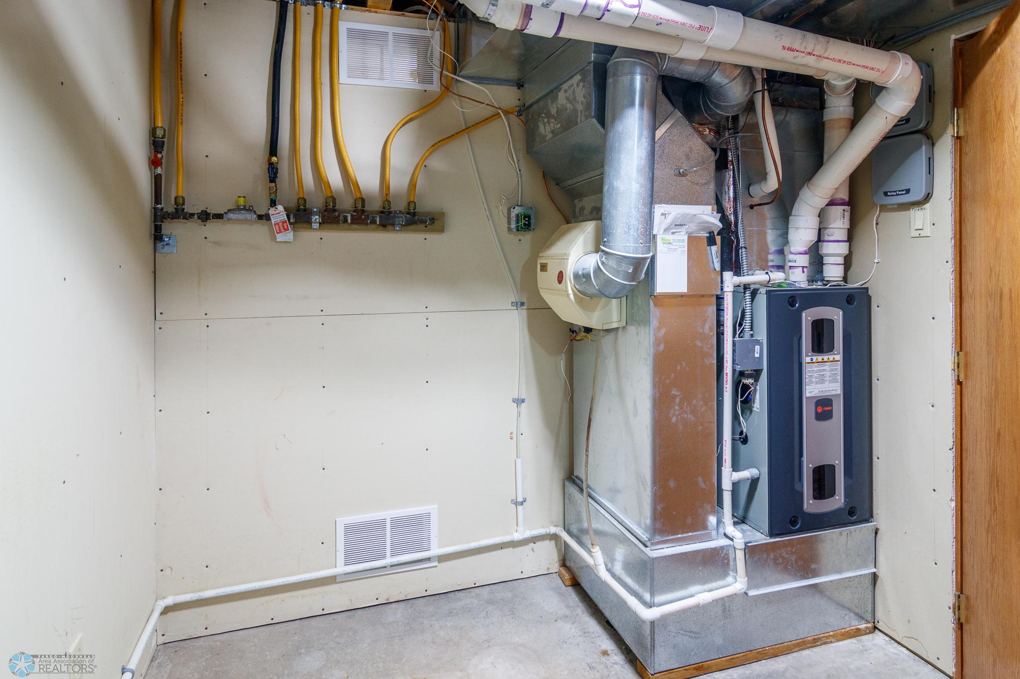 128 N Woodcrest Drive N