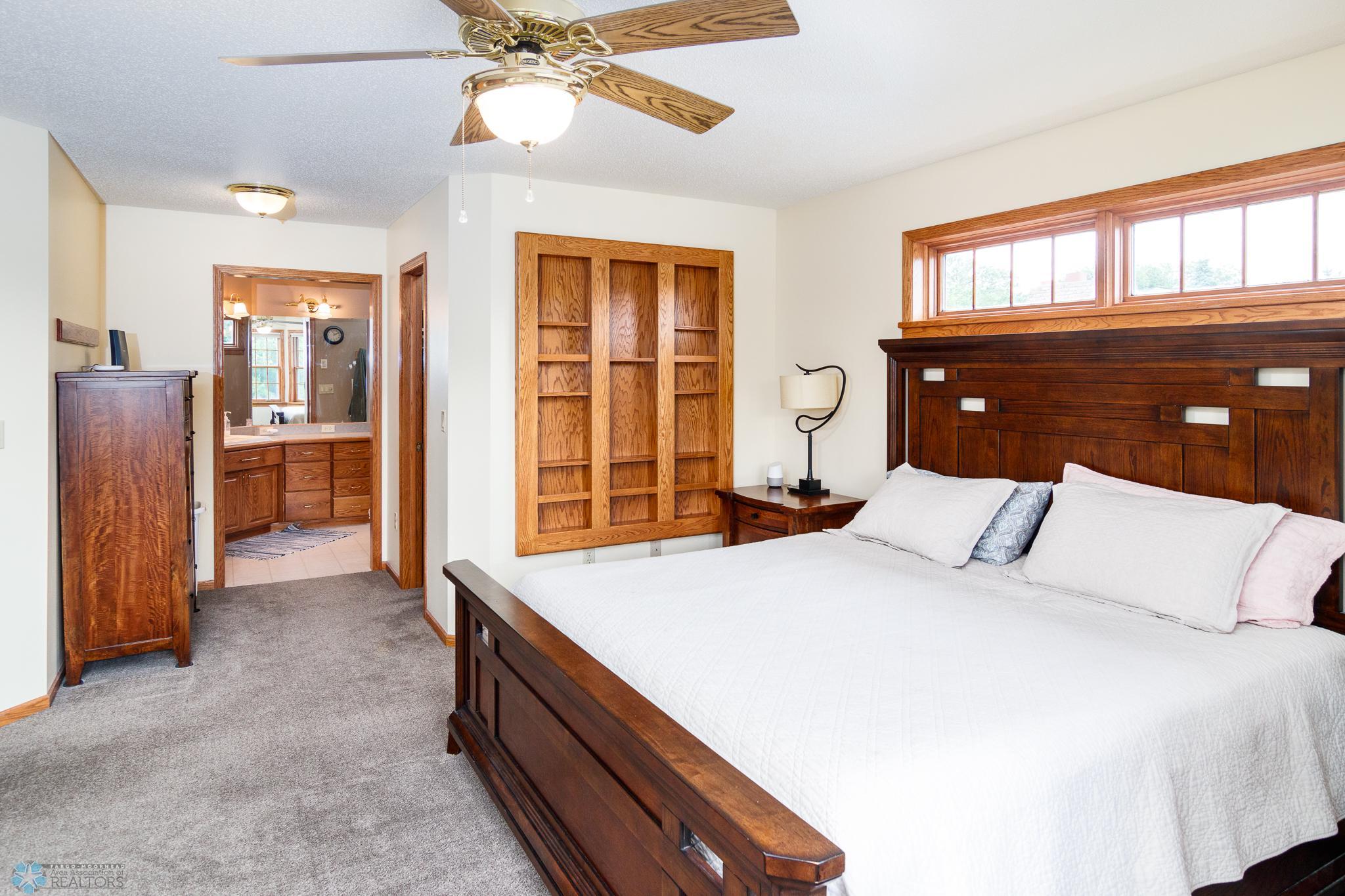 128 N Woodcrest Drive N