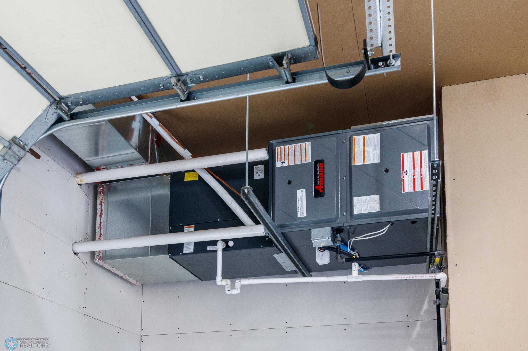 128 N Woodcrest Drive N