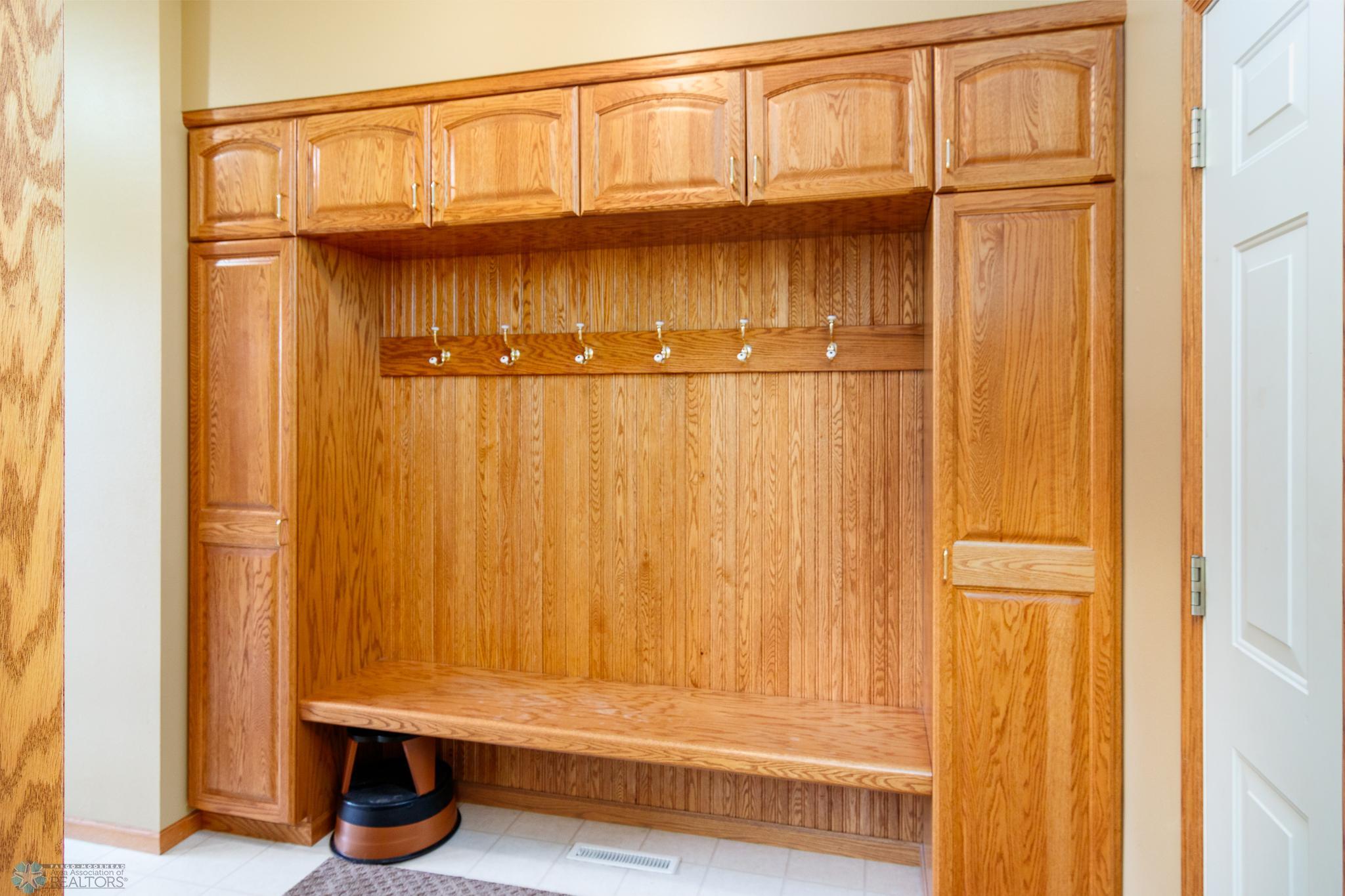 128 N Woodcrest Drive N