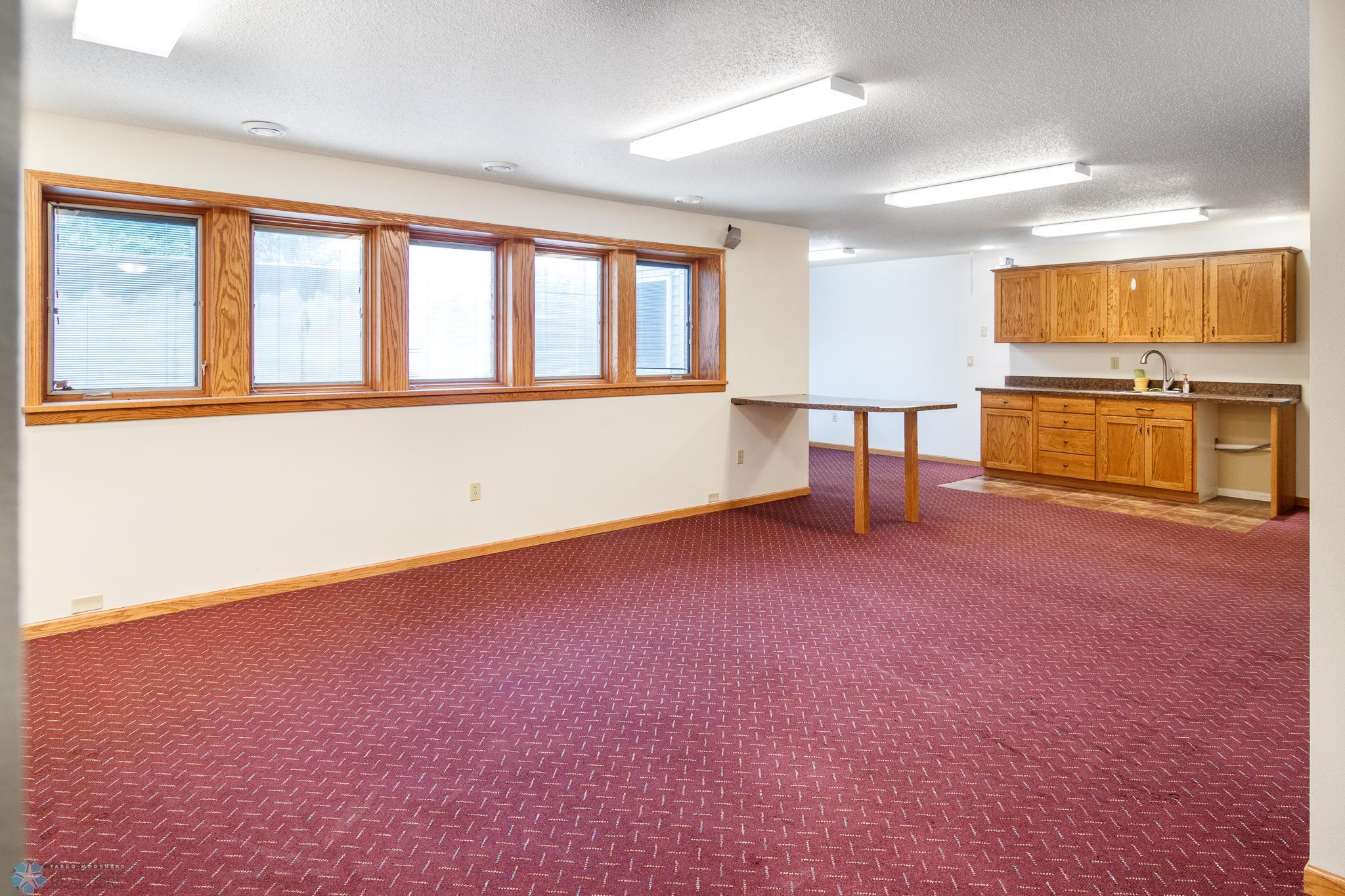 128 N Woodcrest Drive N