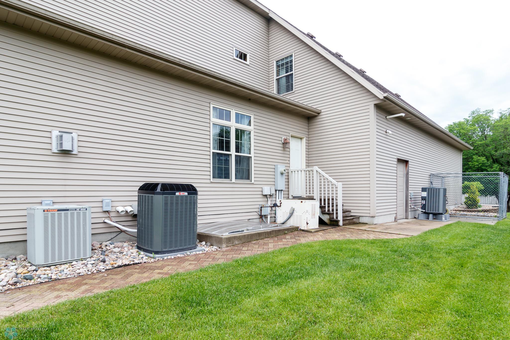 128 N Woodcrest Drive N