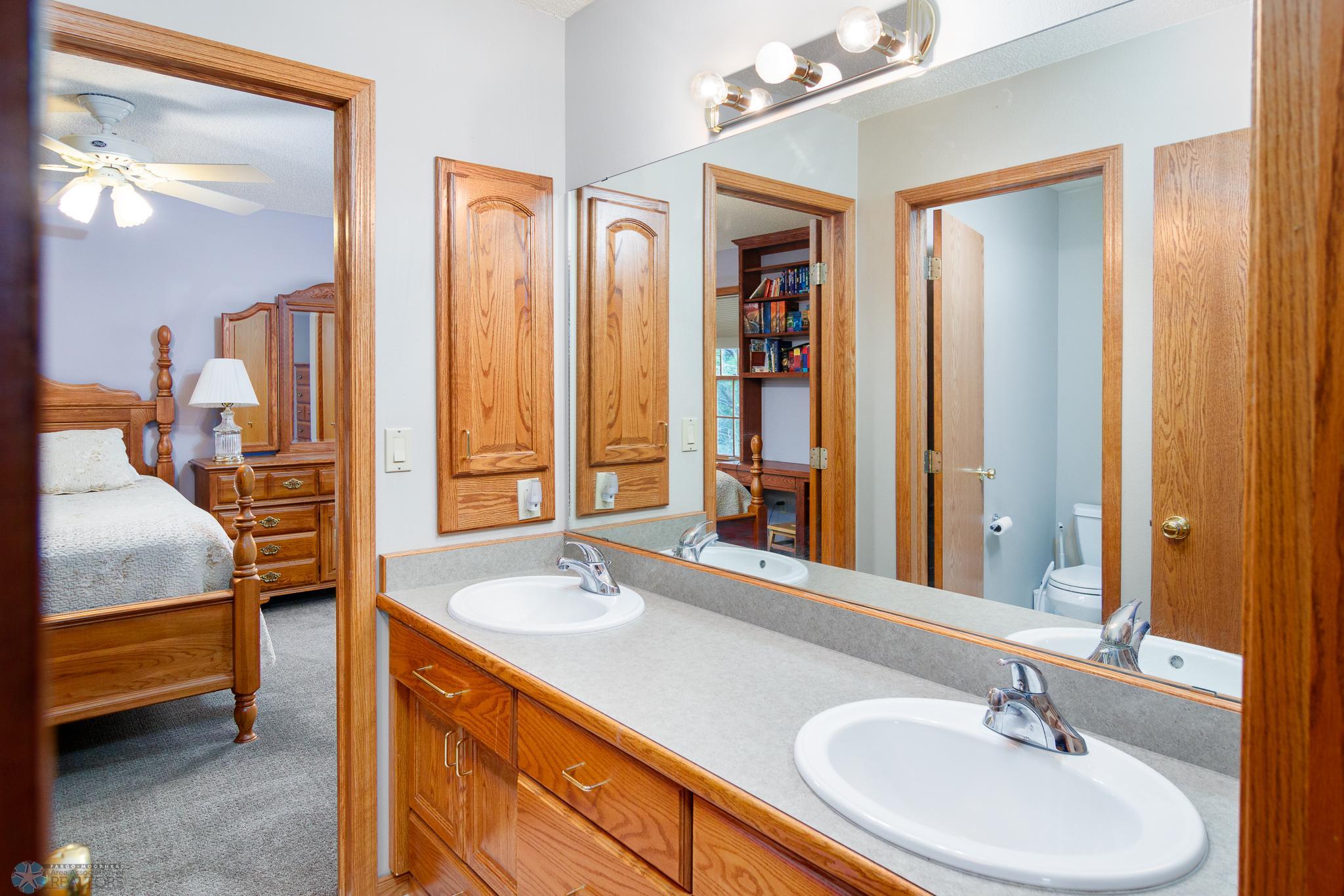 128 N Woodcrest Drive N