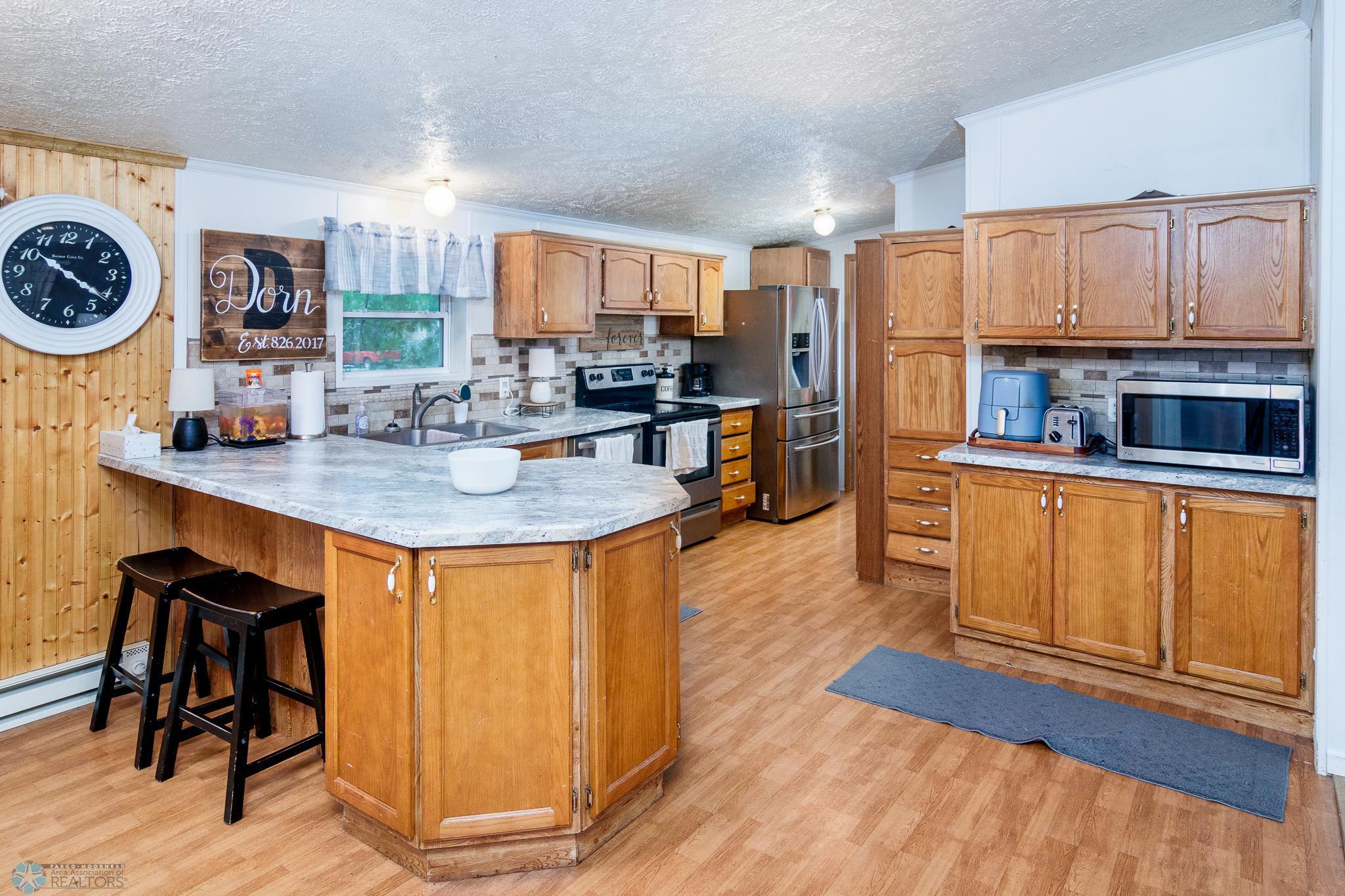 219 6th Avenue S