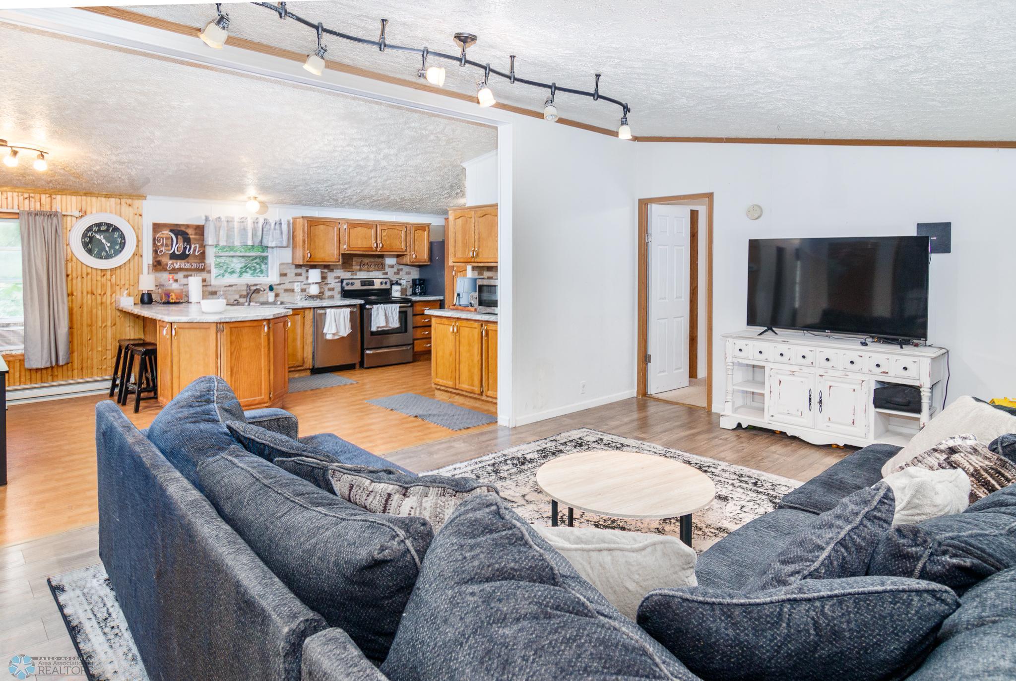 219 6th Avenue S