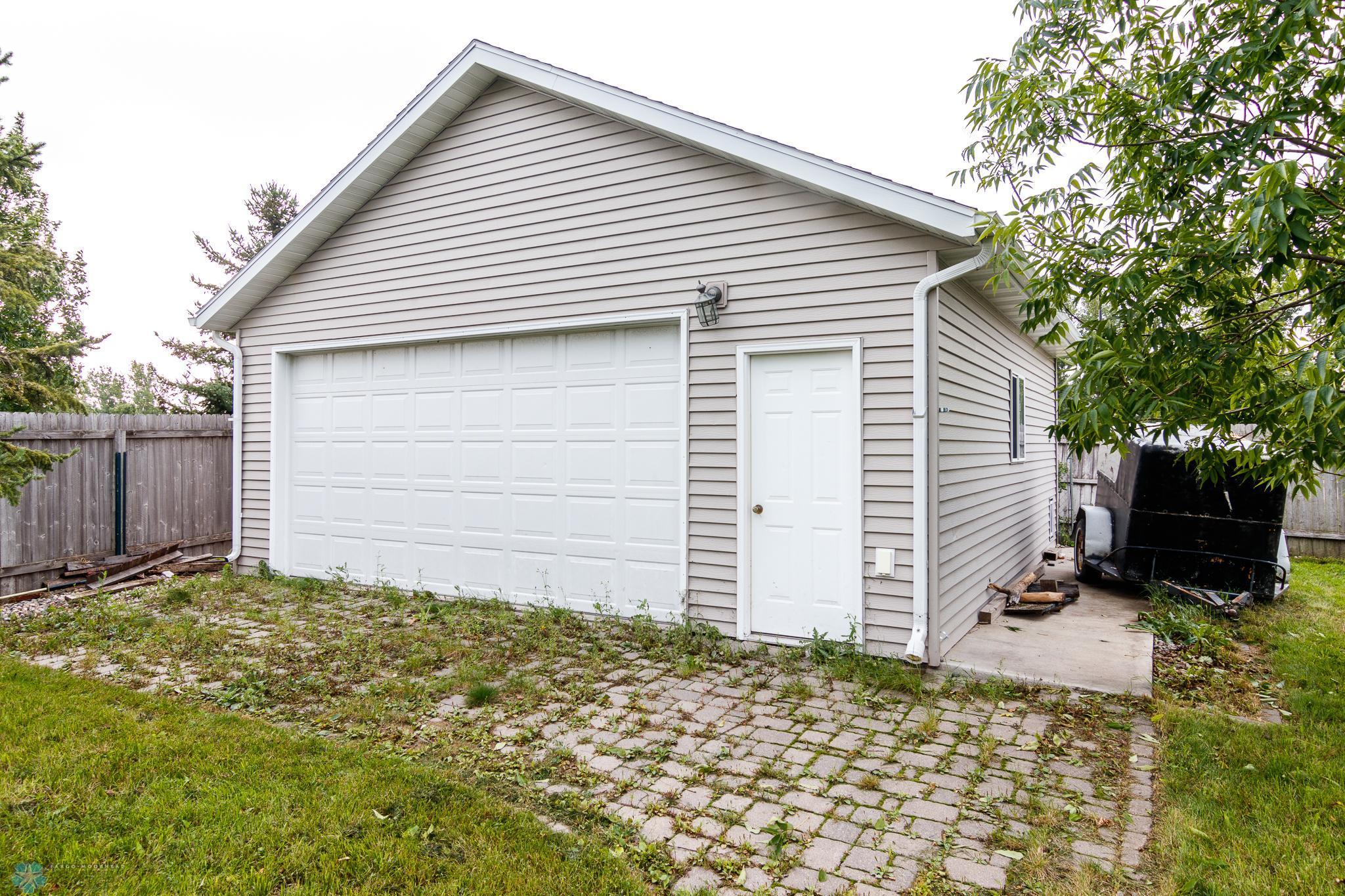 819 Cinnamon Ridge Place