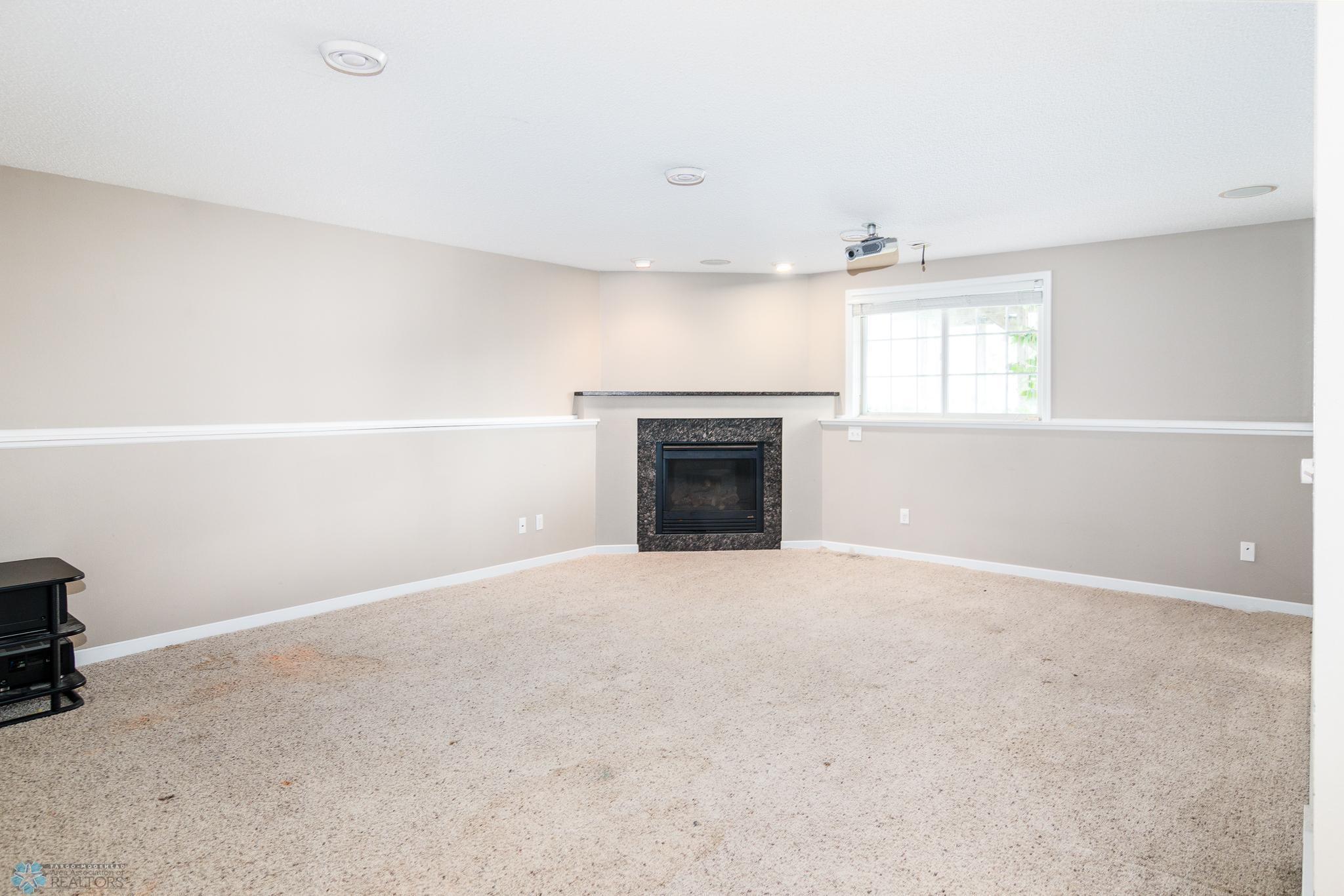 819 Cinnamon Ridge Place