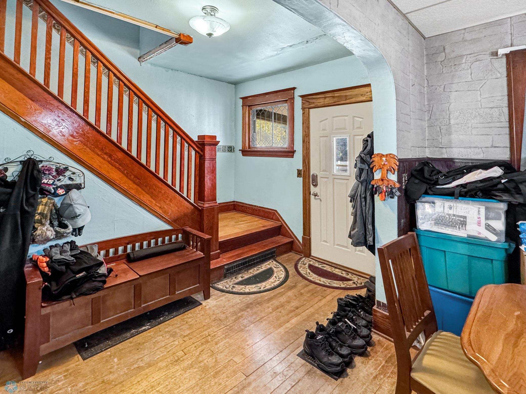 215 11th Street N