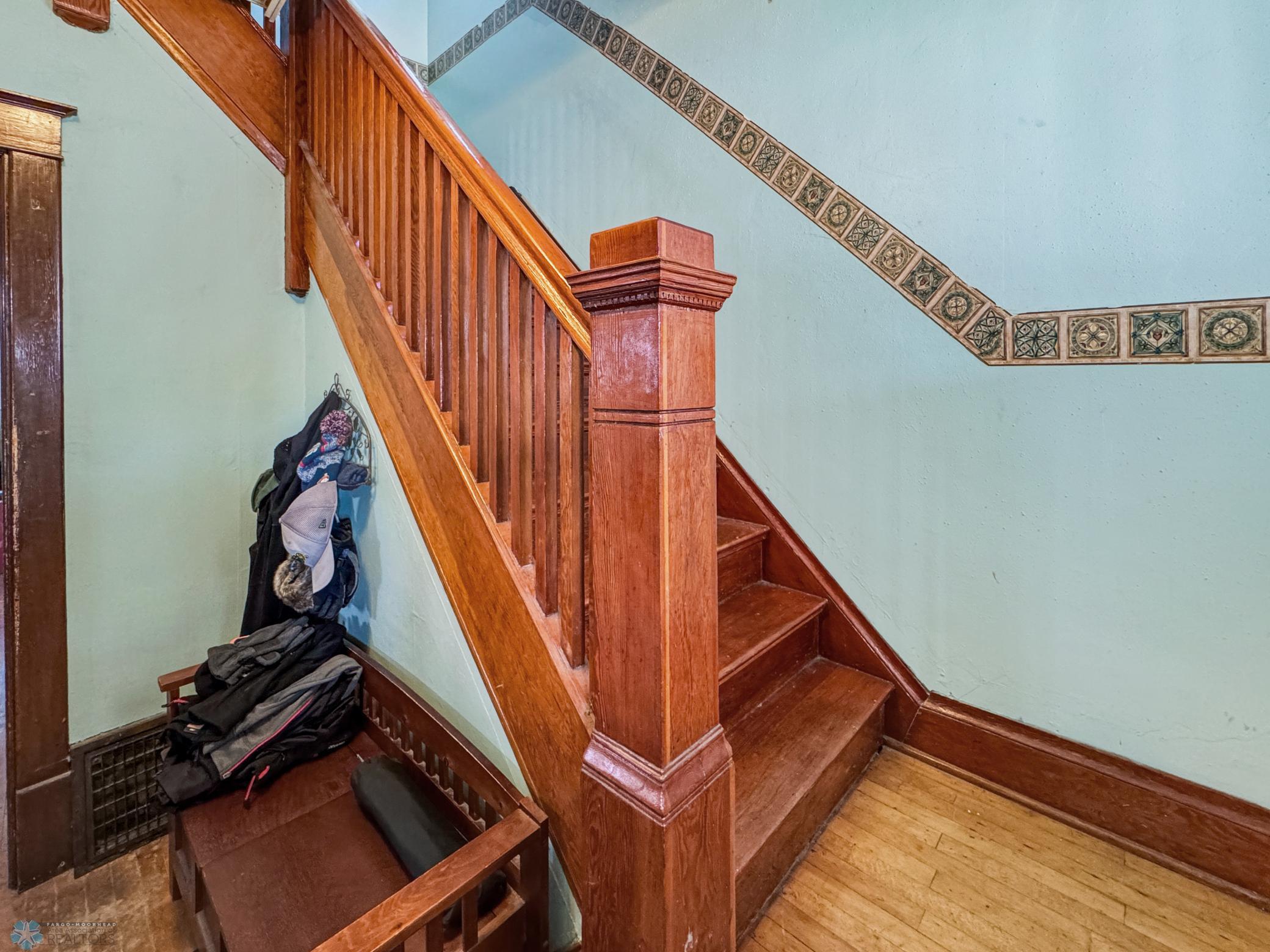 215 11th Street N