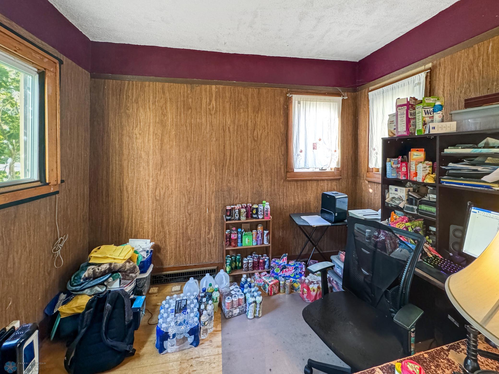 215 11th Street N