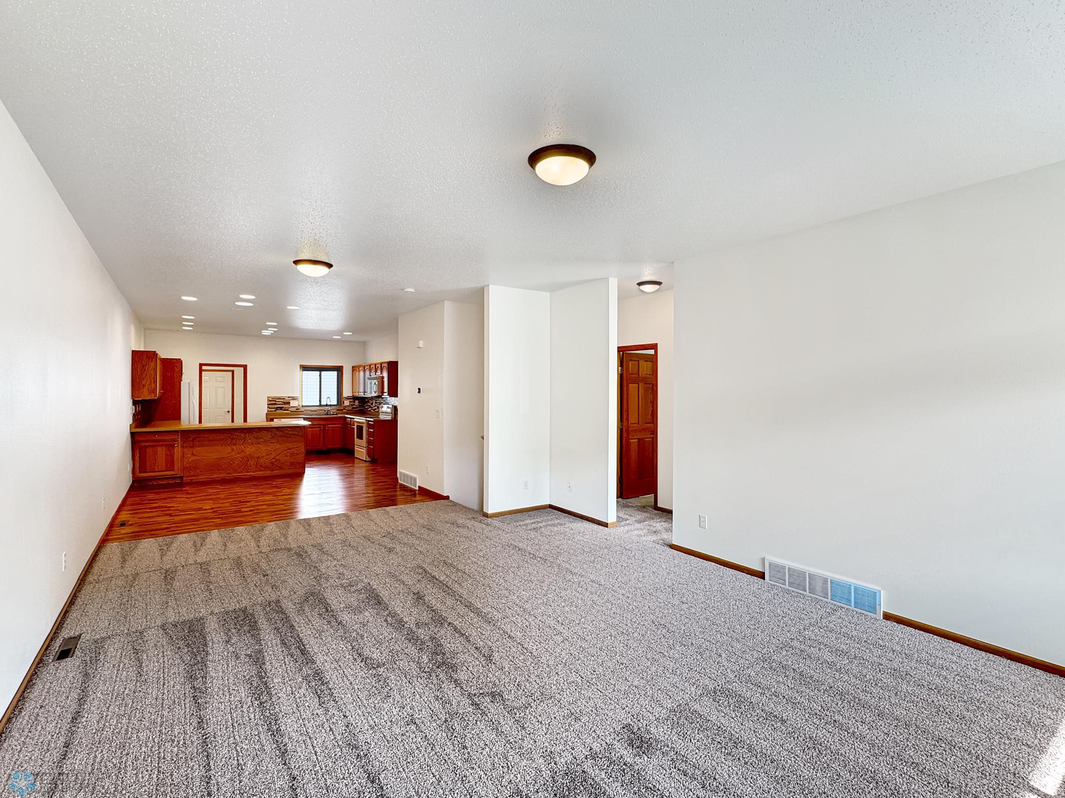 816 3rd Street N Unit: 816