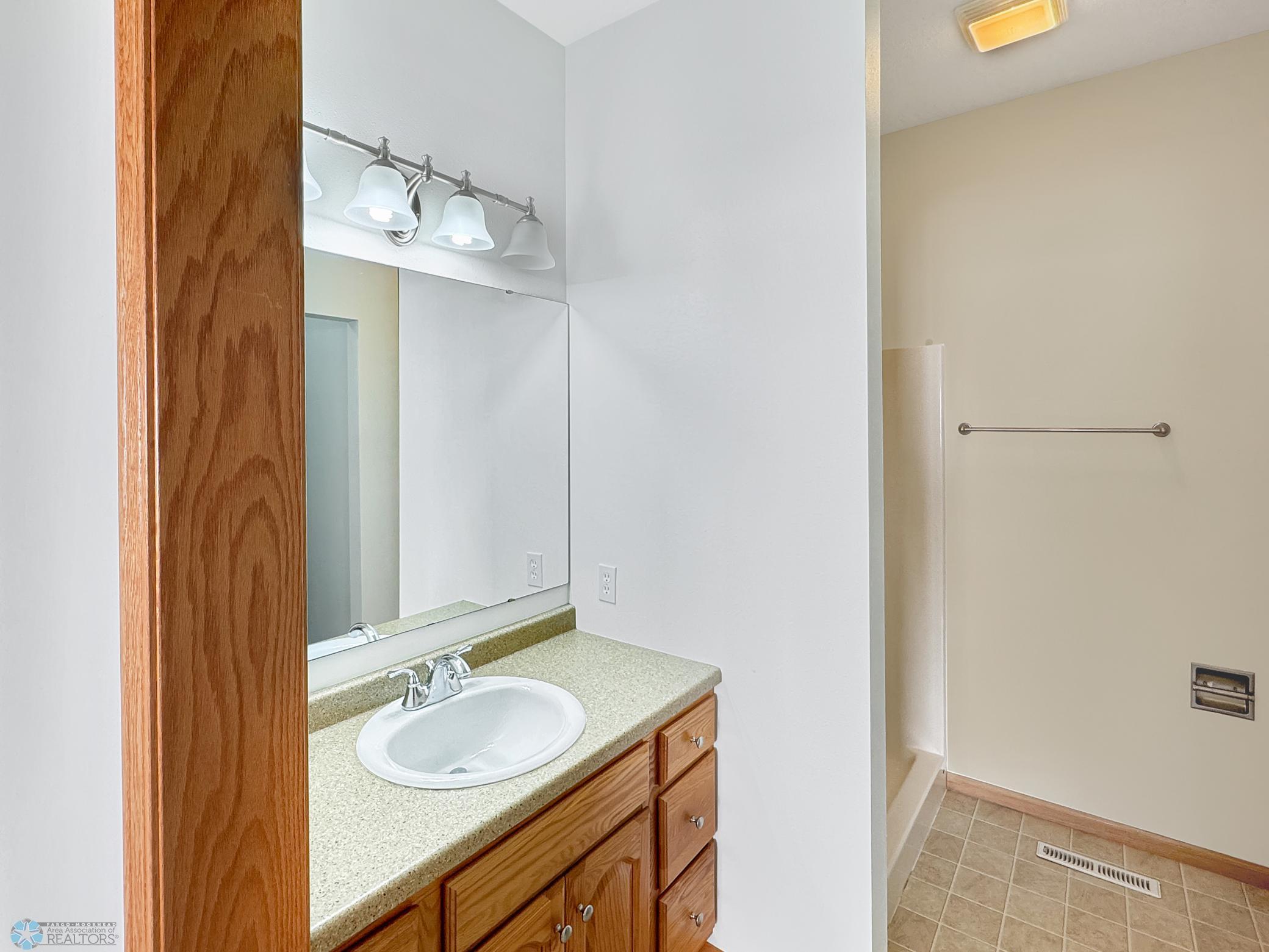 816 3rd Street N Unit: 816