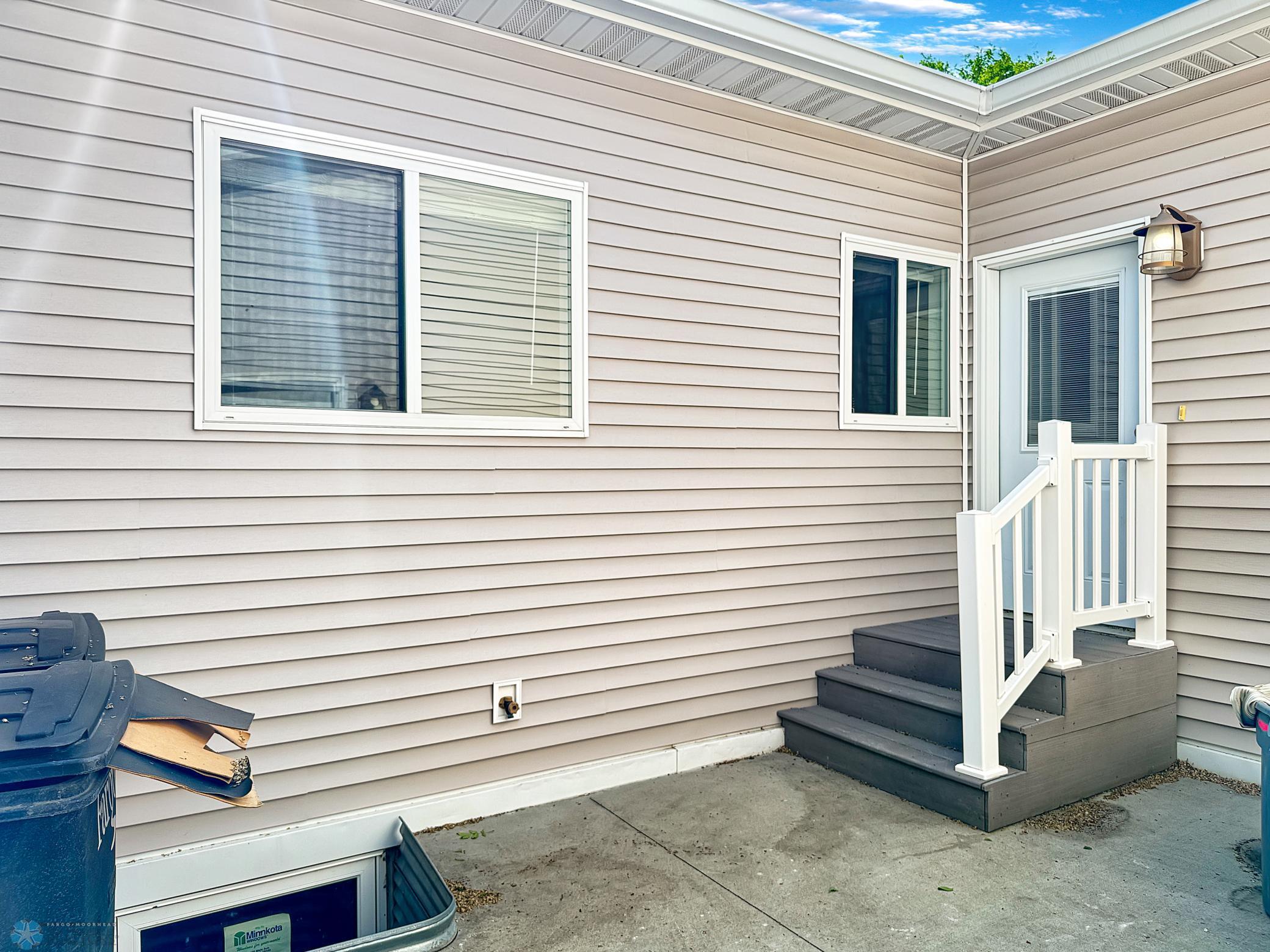 816 3rd Street N Unit: 816