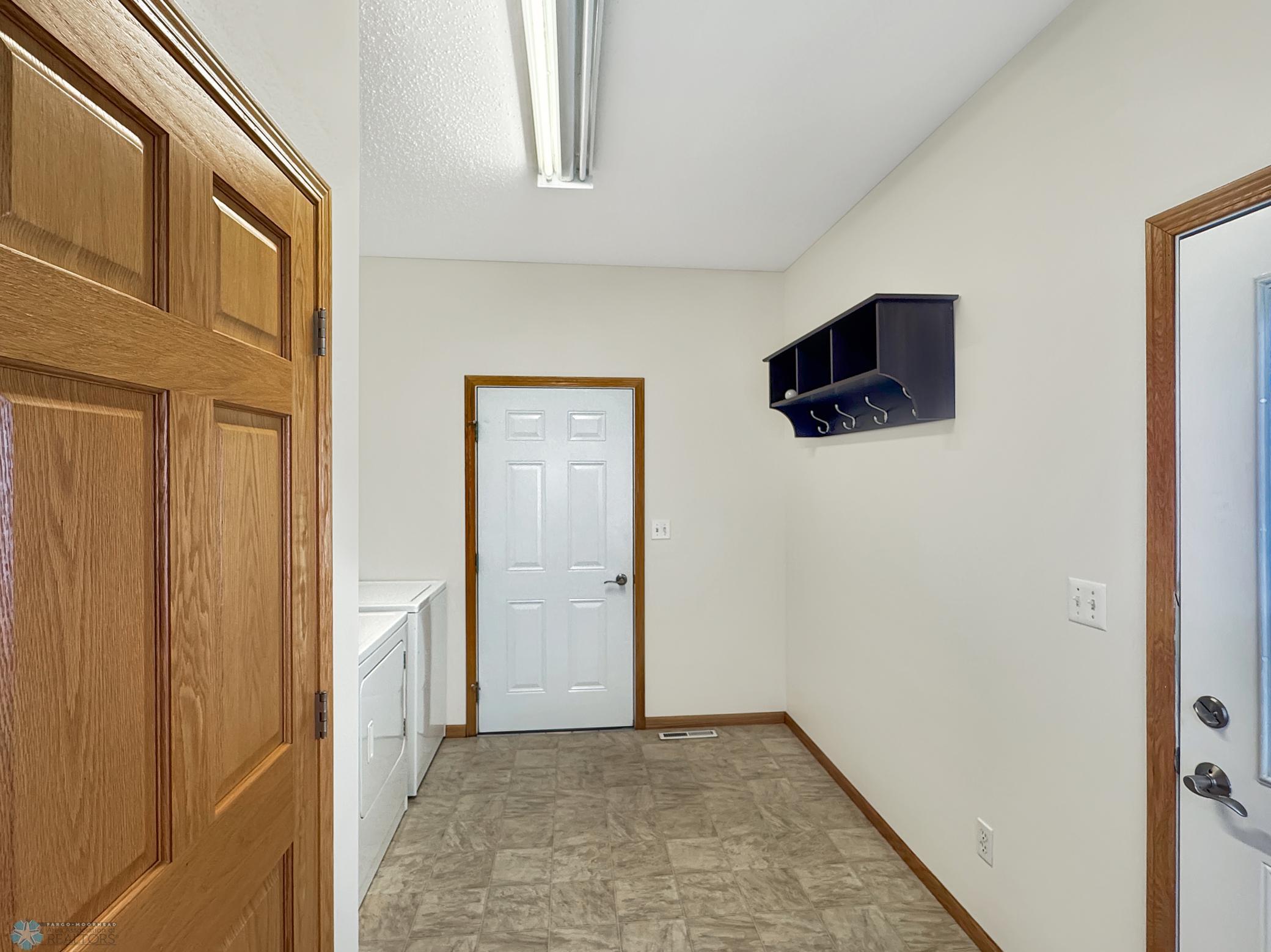816 3rd Street N Unit: 816