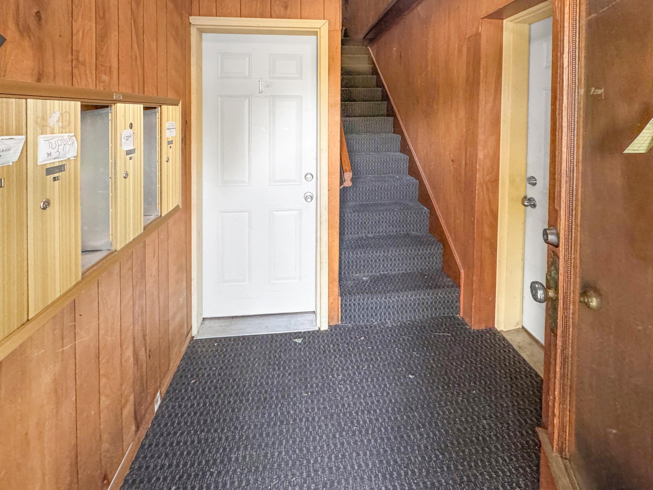 424 4th Street S